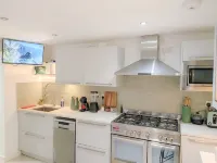 Luxury 3BR Home 20 Mins to London Garden Wi-Fi Hotels in Gravesend