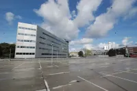 2L de Blend - Parkplatz