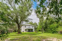 3 Mi to Usf: Dog-friendly Home w/ Large Yard - Wifi
