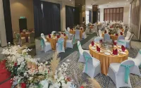 D Elegance Grand Bandar Seri Alam - breakfast