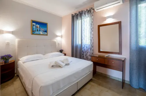 Corfu Glyfada Menigos Resort 46 - 3-Star