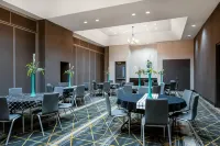 Holiday Inn & Suites ALBUQUERQUE AIRPORT by IHG