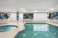 Holiday Inn Express & Suites VAUGHAN-SOUTHWEST by IHG - Uima-altaat