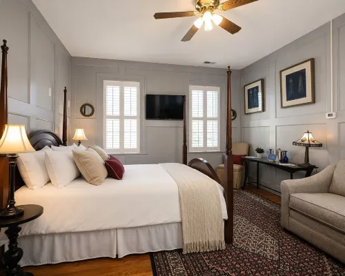 The Edenton Collection-Captain's Quarters Inn Hotels in Edenton