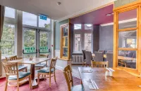 Premier Inn Liverpool (Roby) - parkir