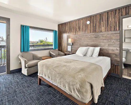 Beach Bum Inn Hotels near Boardwalk
