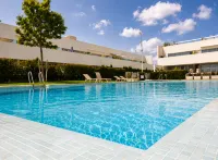 Modern Pool Bungalow - 4-Star