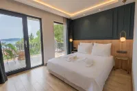 Cunda Pier Otel - Boutique