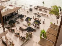 Awa Holbox Hotel Boutique - Beach Front - 4-Star