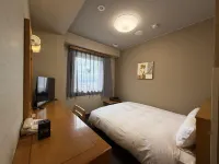 Hotel Route-Inn Tendo - parking