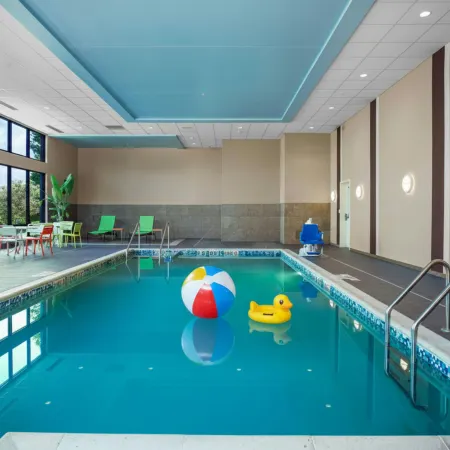Home2 Suites by Hilton - Milwaukee Airport