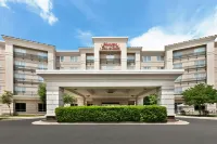 Hampton Inn & Suites Washington-Dulles International Airport - 2-Star