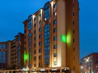Ibis Styles Toulouse Centre Canal du Midi - Cheap