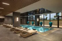 Hilton Istanbul Airport - Pools
