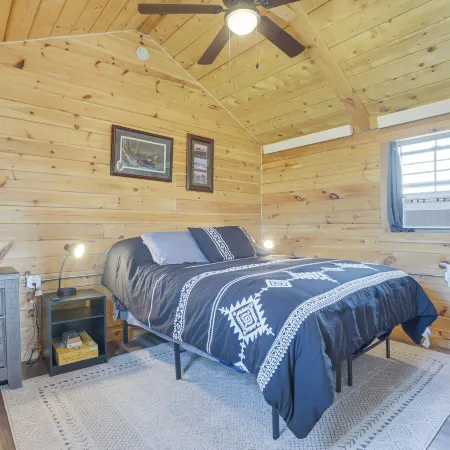 Wyoming Cabin Escape: Panoramic Mountain Views!