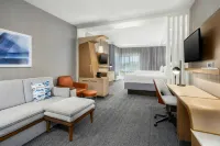 Courtyard Auburn - Gym