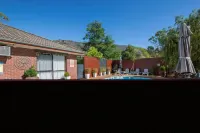 Country Plaza Halls Gap - Pools