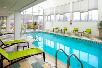 SpringHill Suites Chicago Waukegan/Gurnee - Parking