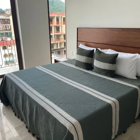 Francisca Luxury Suites - Adults Only