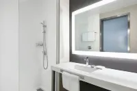AC Hotel by Marriott Los Angeles South Bay - navetta aeroportuale