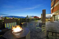 Home2 Suites by Hilton Utica - 3 stjerner