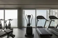 Emiliano Rio - Gym
