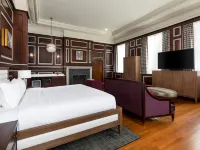 Hampton Inn & Suites Baltimore-Inner Harbor Hotels near Westsude