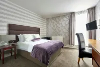 St James Hotel - parking