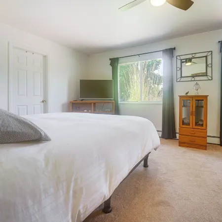 Grand Junction Home w/ Patio: Shop, Dine & Hike!