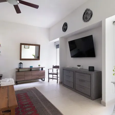 ANANA Villa Cristy 3BR Ajijic with Pool & Hot Tub
