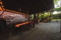 Vistamar Guest House - parking
