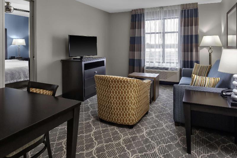 Homewood Suites by Hilton Wauwatosa Milwaukee