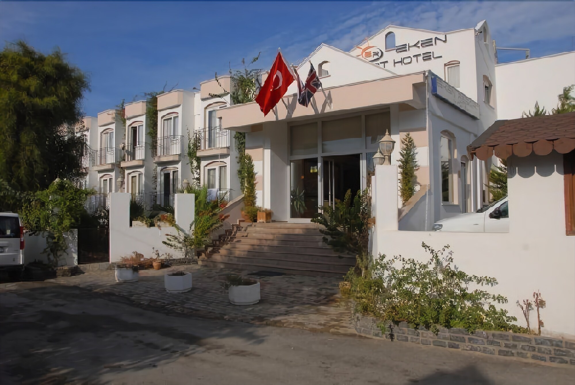 Eken Resort Hotel