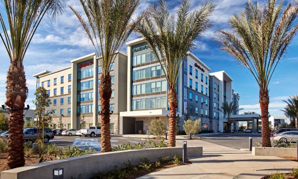Hampton Inn Long Beach Airport