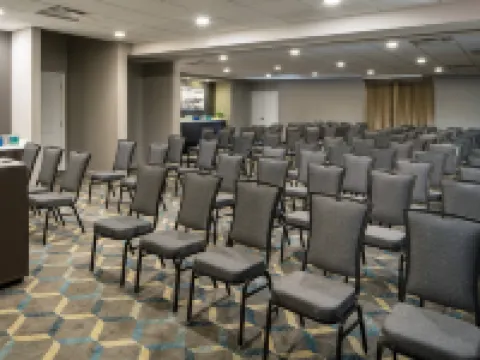 Sonesta ES Suites Fairfax Fair Lakes シャンティリーのホテル