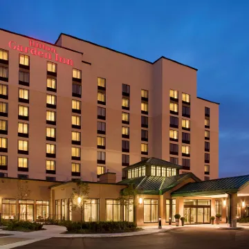 Hilton Garden Inn Toronto Airport West/Mississauga Hotels near Kariya Park