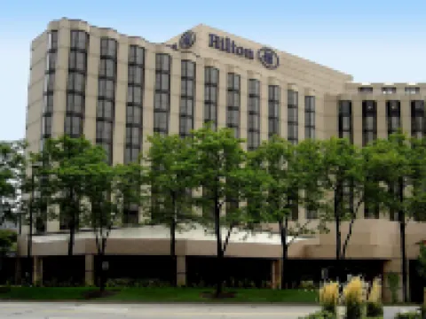 Hilton Rosemont Chicago O'Hare Hotels near Rosemont Theatre
