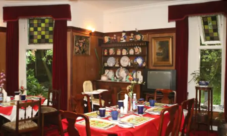 Oakfield Lodge Guest House Stockport Отели в г. Берч Вейл