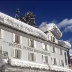 Hotel & Restaurant Forni Hotele w: Bedretto