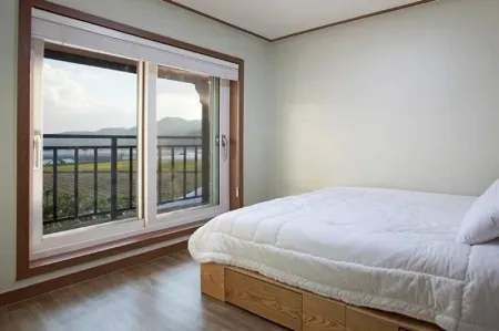 Yanggu Yeongane Pension