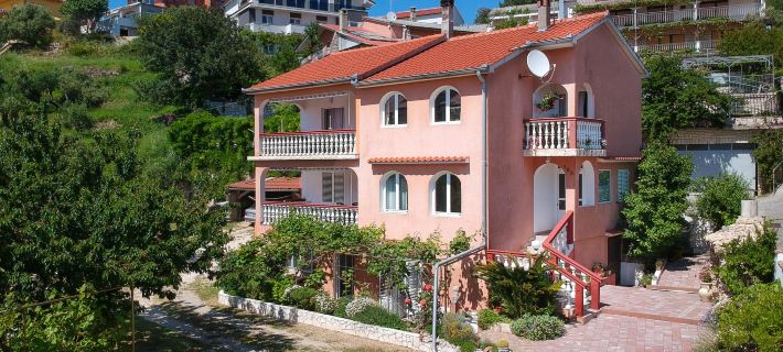 Dorka Hotels in Rab