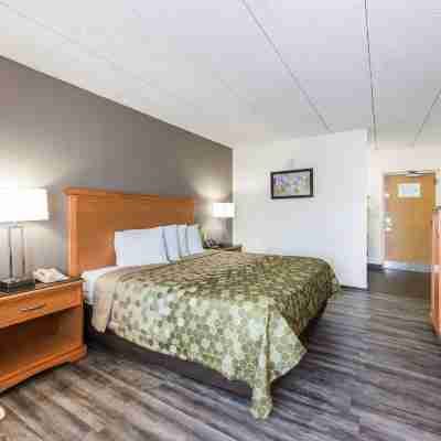 Econo Lodge Quakertown Rooms