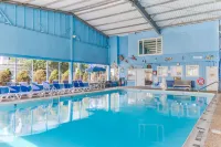 Americas Best Value Inn & Suites-Hyannis/Cape Cod - Pool