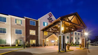 Best Western Plus Menomonie Inn  Suites Hoteles en Menomonie
