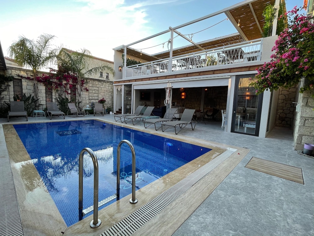 Monk Hotel Alacati - Adults Only