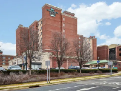 Homewood Suites by HIlton Edgewater - New York City Area Hotels in Edgewater