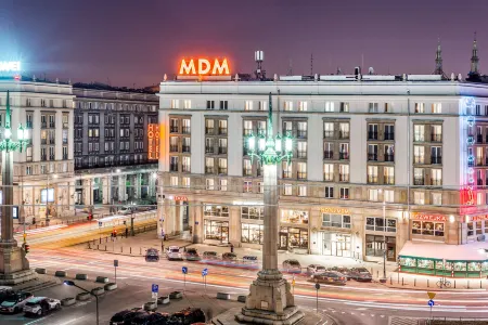 Hotel MDM City Centre Отели рядом с достопримечательностью «Варшавский политехнический институт»