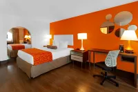 Howard Johnson by Wyndham Waukegan Great Lakes Hotels in Waukegan