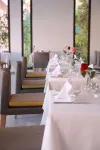 Kenzi Rose Garden - breakfast
