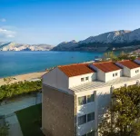 Sunny Baška Residence by Valamar, ex Zvonimir Các khách sạn ở Baska